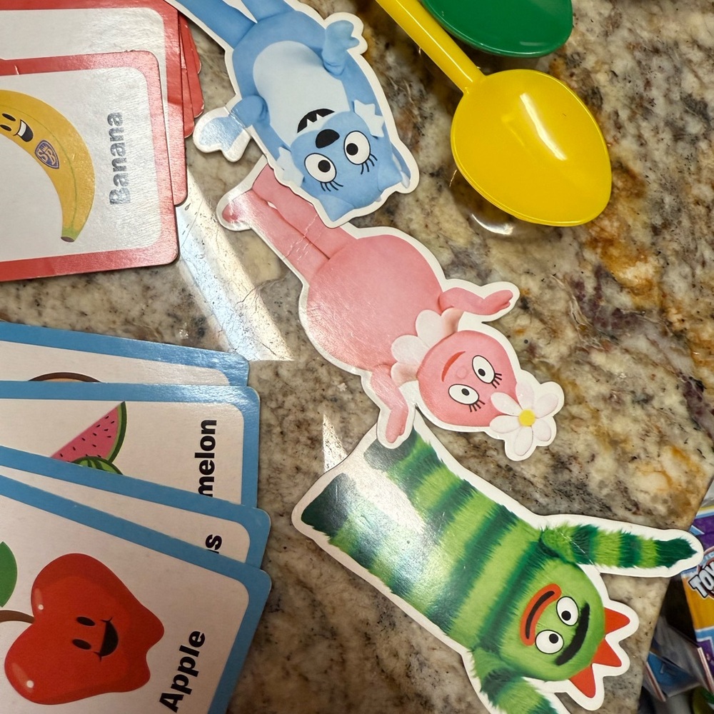 Yo Gabba Gabba Party in my tummy Game! NOT COMPLETE